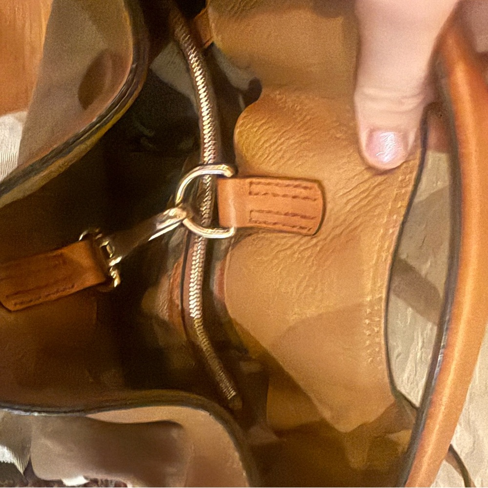 Elegant Tan and Black Burberry Hobo Bag with Tassel - Picture 6 of 15